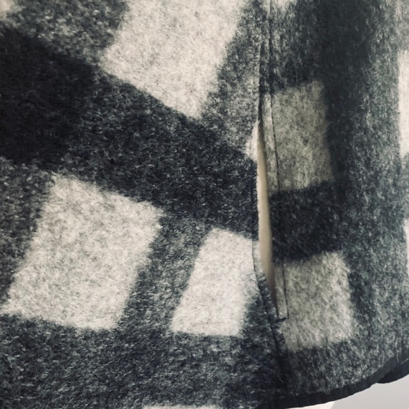 Banana Republic Heritage Black Plaid Cape XS/S - Picture 6 of 10